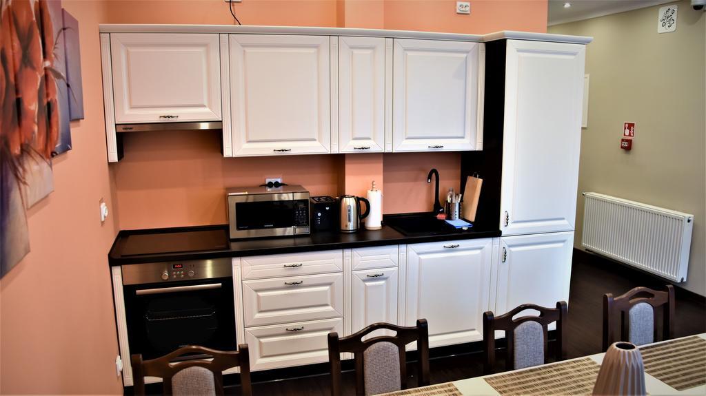 Willa Rozana - Apartamenty I Pokoje Goscinne Sandomierz Luaran gambar