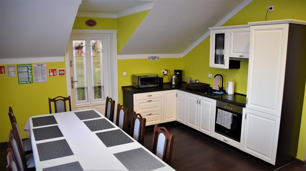 Willa Rozana - Apartamenty I Pokoje Goscinne Sandomierz Luaran gambar